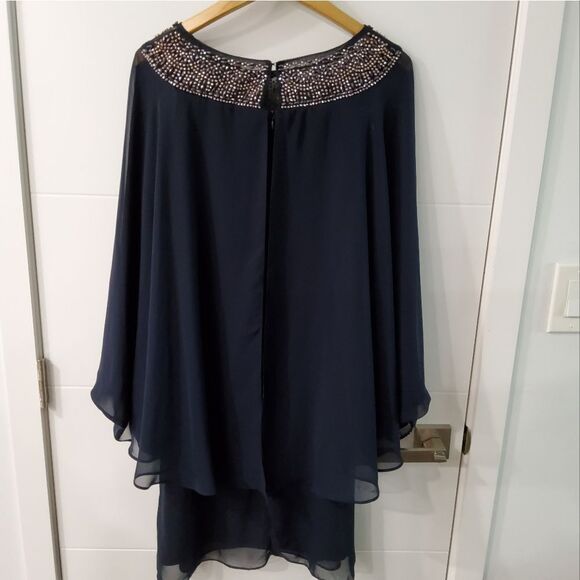 Xscape Embellished Chiffon Cape Dress Size 14 - Picture 3 of 13